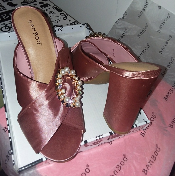 Pink Mauve Satin Silk Embellish Mule Heel Sandals - Picture 5 of 8